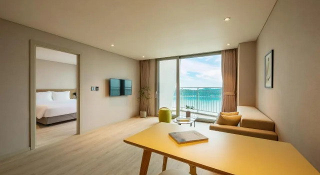 Семейный номер Standard с видом на море The Week & Resort
