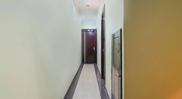 OYO 67184 Hotel Grand Inn, Rezervovat Hotel Haridvár Uttarakhand