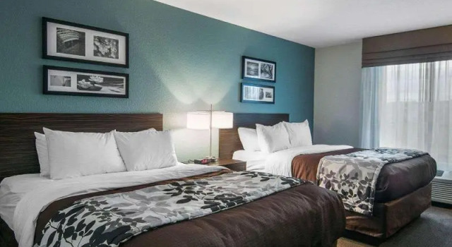 Четырёхместный номер Standard Sleep Inn & Suites Fort Dodge