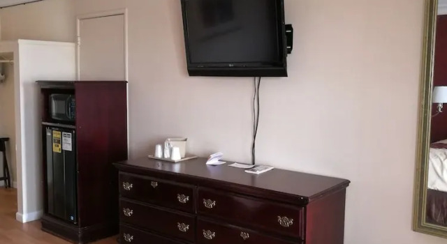 Номер Standard La Plaza Inn