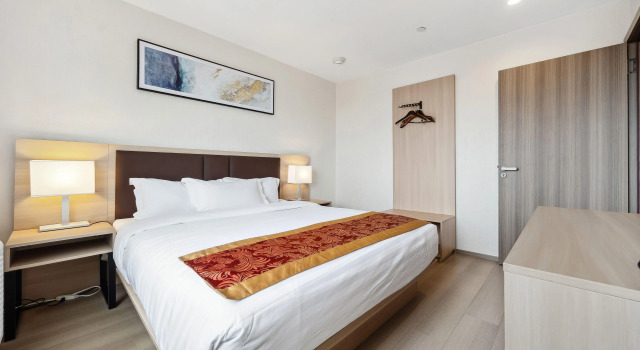 Ramada by Wyndham Flushing Queens, Забронировать Отель Флашинг Куинс, рядом с NewYork-Presbyterian Queens Hospital
