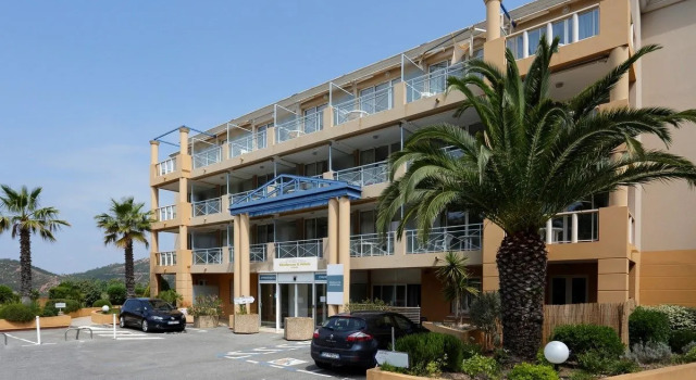 Residence Horizon Bleu, Забронировать Отель Отели в центре Теуль-сюр-Мер с завтраком, отели в центре Теуль-сюр-Мер с завтраком