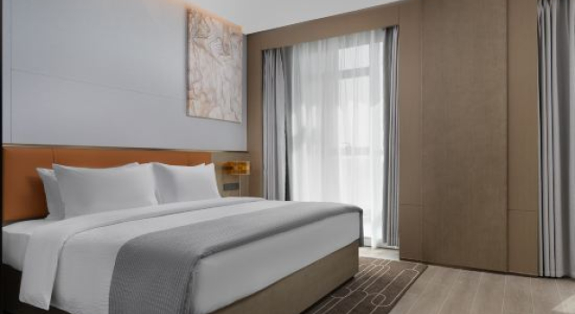 Люкс Business Wanda Moments Hotel, Aksu Airport