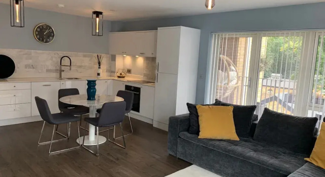 Chic London Apartment - Saint Clements Retreat, Varaa Huoneisto Asunnot kohteessa Merseyside, Huoneisto