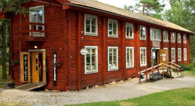 Gaffelbyn - Sundsvalls Vandrarhem, Забронировать Отель Отели Сундсвалль с парковкой, рядом с Sundsvalls Konferenscenter, Парковка