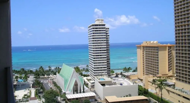 2-0704 Waikiki Banyan, Забронировать Отель Отели Гонолулу 3 звезды, рядом с Royal Hawaiian Theater Legends in Concert Waikiki, 3*