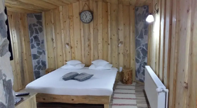 Casa Ioana, Rezervovat Hotel Hotely v Hunedoara s parkováním, Parkování