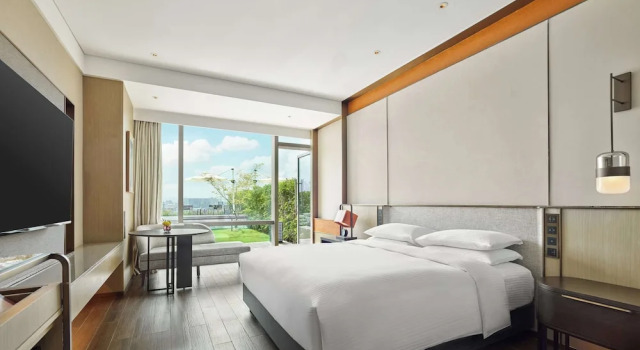 Двухместный номер с видом на озеро Hyatt Regency Shanghai Songjiang