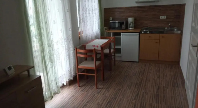 Апартаменты Holiday Apartmanház