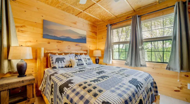 Bryson City Vacation Rental - Hot Tub & Lake Views