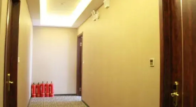 Longjiang Express Fashion Hotel (Harbin East Railway Station Branch), Varaa Hotelli Harbin Heilongjiang