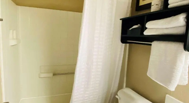 Номер Standard Best Western Edinburgh/Columbus
