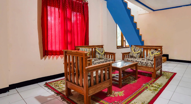 OYO Homes 90915 Eco Tourism Desa Cihanjuang Rahayu Ciwangun Indah Camp Villas, Book Hotel Parompong West Java