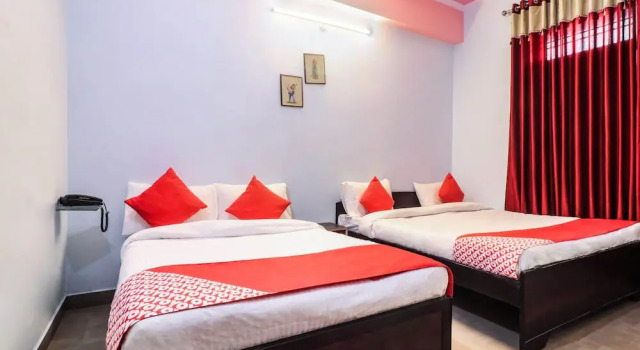 Номер Economy OYO 24228 Hotel Hans