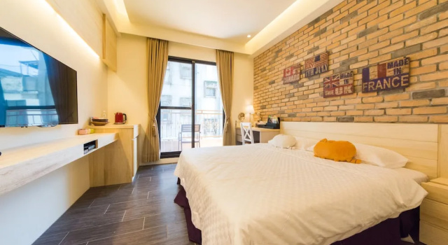 Номер Comfort c 1 комнатой с балконом и с видом на город Zi Jing Cheng B&B