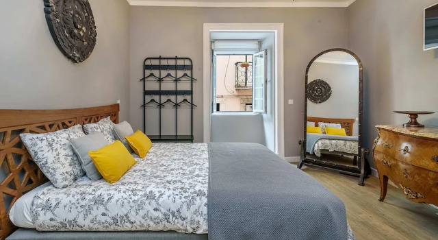 Design and comfort near Liberdade