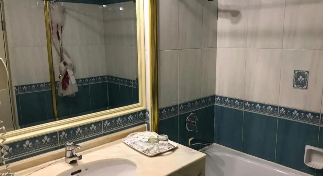 Четырёхместный номер Standard Sunrise Hotel