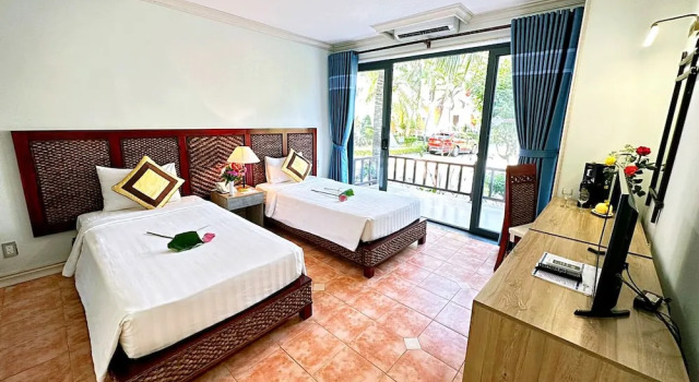 Номер Deluxe с балконом Lotus Vung Tau Resort & Spa