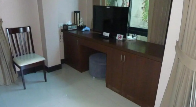 Двухместный номер Deluxe с балконом Kata Beachwalk Hotel and Bungalows