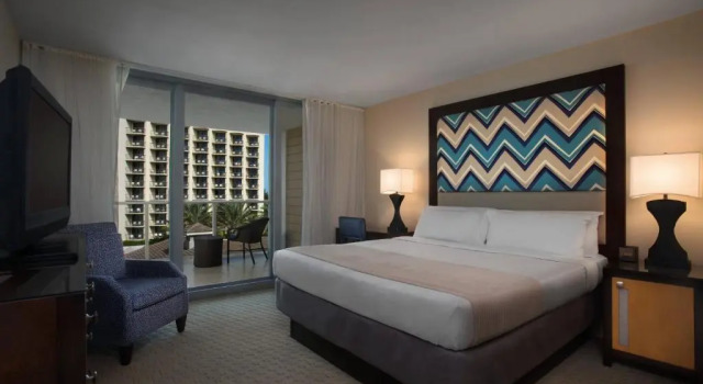 Вилла с 2 комнатами с балконом и с видом на залив Marriotts Crystal Shores