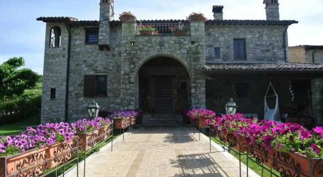 Residenza Collefiorito, Varaa Hotelli Todi Umbria