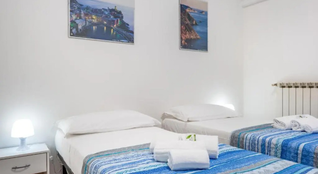 New Apt! 1km From Central Station 'La Spezia', Забронировать Отель Специя Итальянская Ривьера, рядом с Порт Ла Специи