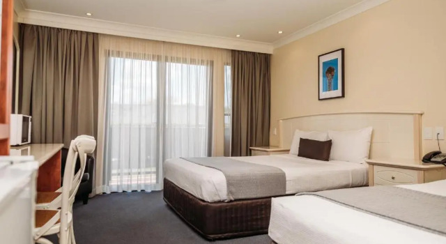 Трёхместный номер Deluxe Kobbers Motor Inn