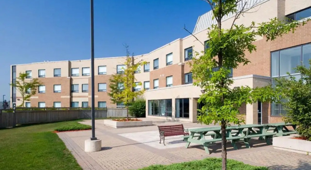 Residence and Conference Centre – King City
