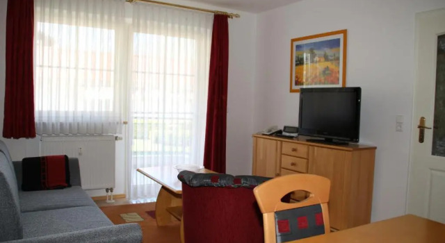 2 Zimmer Kursuite Bad Füssing, Varaa Huoneisto Hotellit Baijeri pysäköinnillä, Pysäköinti