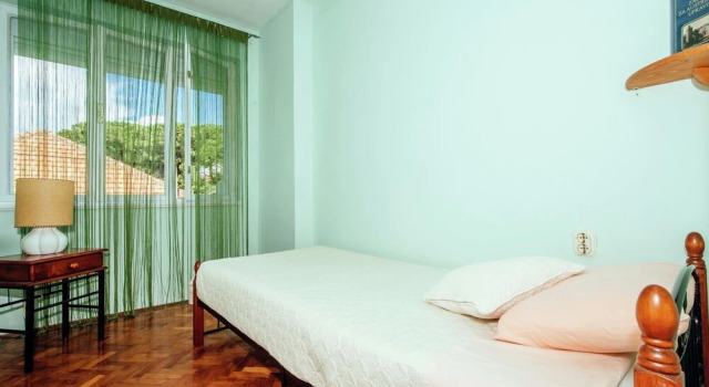Cozy Apartment in a Quiet Area, Nice Balcony With Park View, Near the Sea