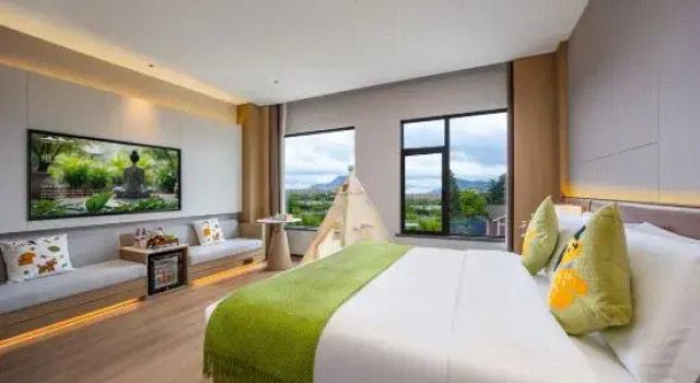 Семейный тент Healing Mind Dianyu Yunjing International Resort Hotel Kunming Dianchi Grand View Park Fuhai Metro Station Branch
