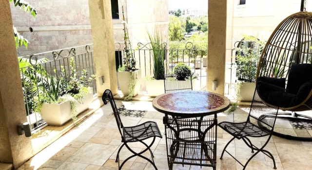 Номер Deluxe RENTAL ISRAEL- Modern aprt near Mamilla