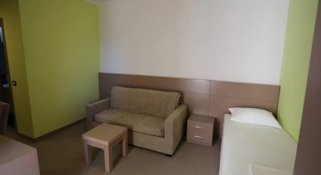 Hotel Voloreka, Забронировать Отель Отели Korçë County 3 звезды, 3*