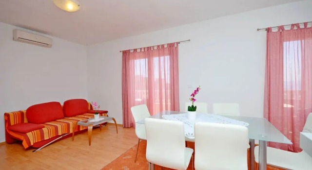 Apartments Grepo Sljeme, Забронировать Апартаменты/квартира Макарска Biokovo Nature Park, рядом с Францисканский монастырь