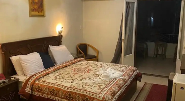 Номер Deluxe с 2 комнатами с балконом Rose Hotel Cairo