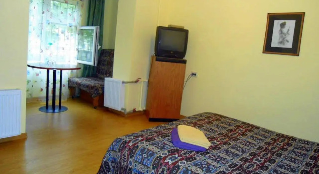 Hotel Desna KUT, Rezervovat Hotel Desnjanskyj Kyjev