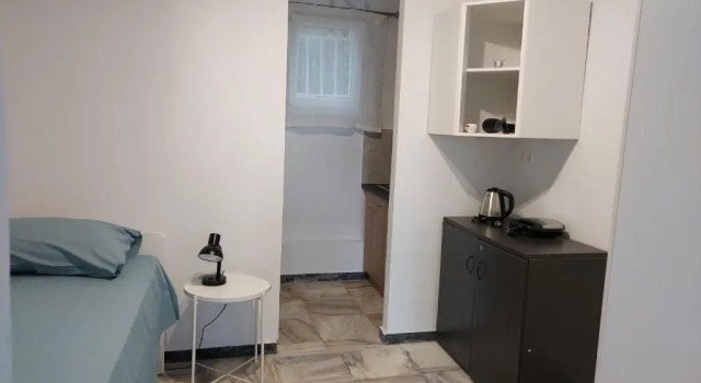 Helen's cozy studio 2, Забронировать Отель Отели Луца с завтраком, Завтраки