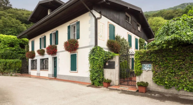 I Ciliegi (ADU401), Book Hotel Hoteller i Friuli Venezia Giulia med parkering, Parkering