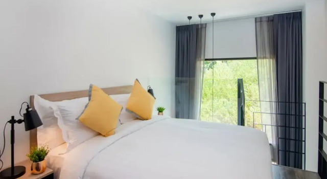 Naiharn Loft near Beach UTL B325, Забронировать Отель Раваи 