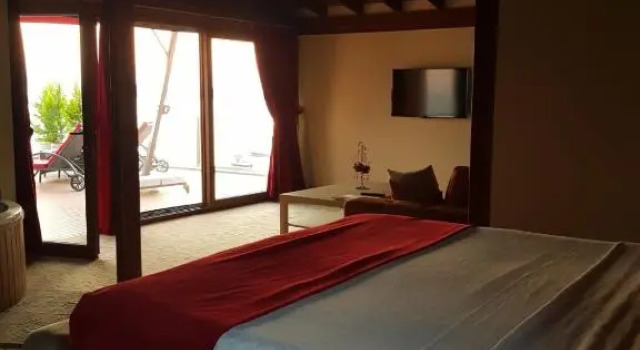 Четырёхместный номер Standard Foca Antik Otel