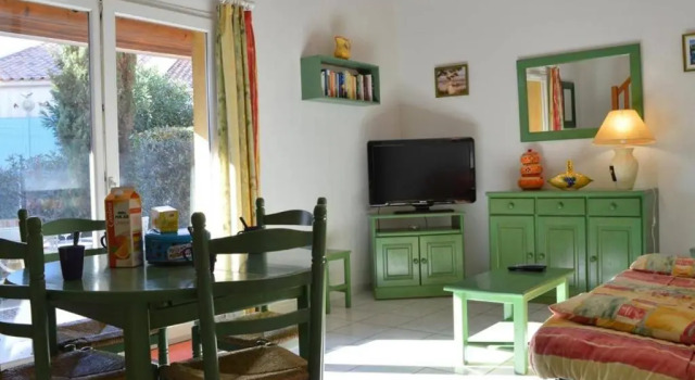 Maison Fleury-Saint-Pierre-la-Mer, 3 pièces, 7 personnes - FR-1-229D-691, Rezervovat Hotel Hotely v Fleury s parkováním, Parkování