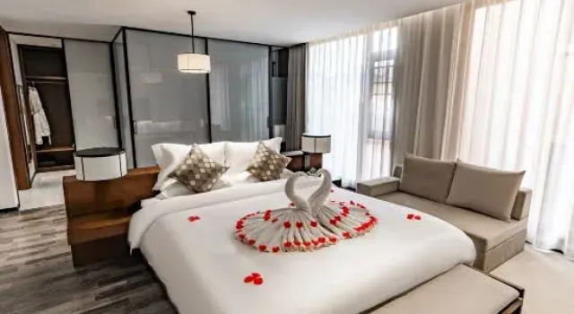 Люкс Deluxe Daguan Kunming Hotel (Daguan Park Branch)