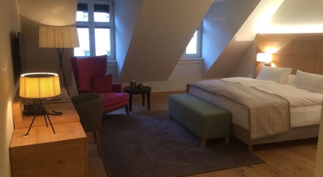 Gasthof Zufriedenheit, Buchen Sie Hotel Naumburg 