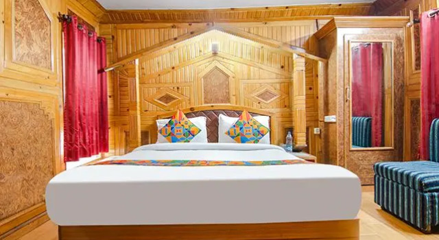 Номер Deluxe Goroomgo New Bharat Nainital