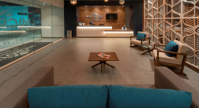 Microtel Inn & Suites By Wyndham San Luis Potosi, Boek Hotel San Luis Potosí Mexico
