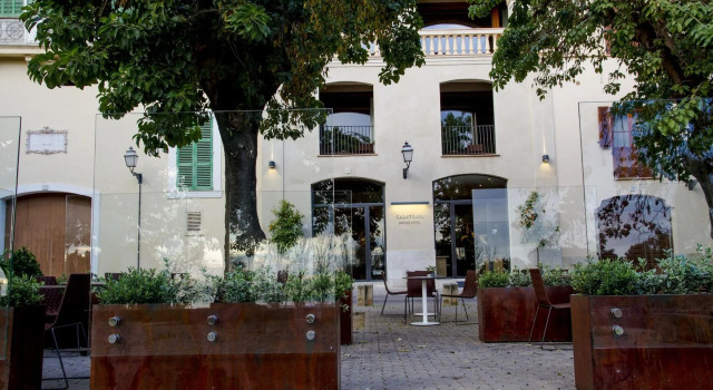 Отель Calatrava Mediterranean Sea House
