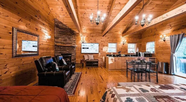 Sunset Chalet-amazing Views Private hot tub, Buchen Sie Chalet  