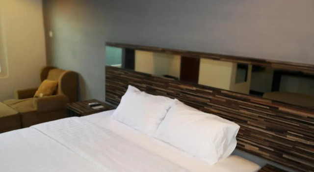 Двухместный люкс Galaxy Hotel