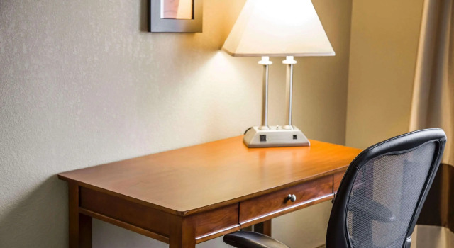 Двухместный номер Standard Quality Inn & Suites Bradford