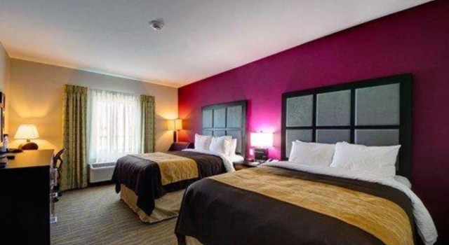 Четырёхместный номер Standard Comfort Inn & Suites Tulsa I-44 West - Rt 66